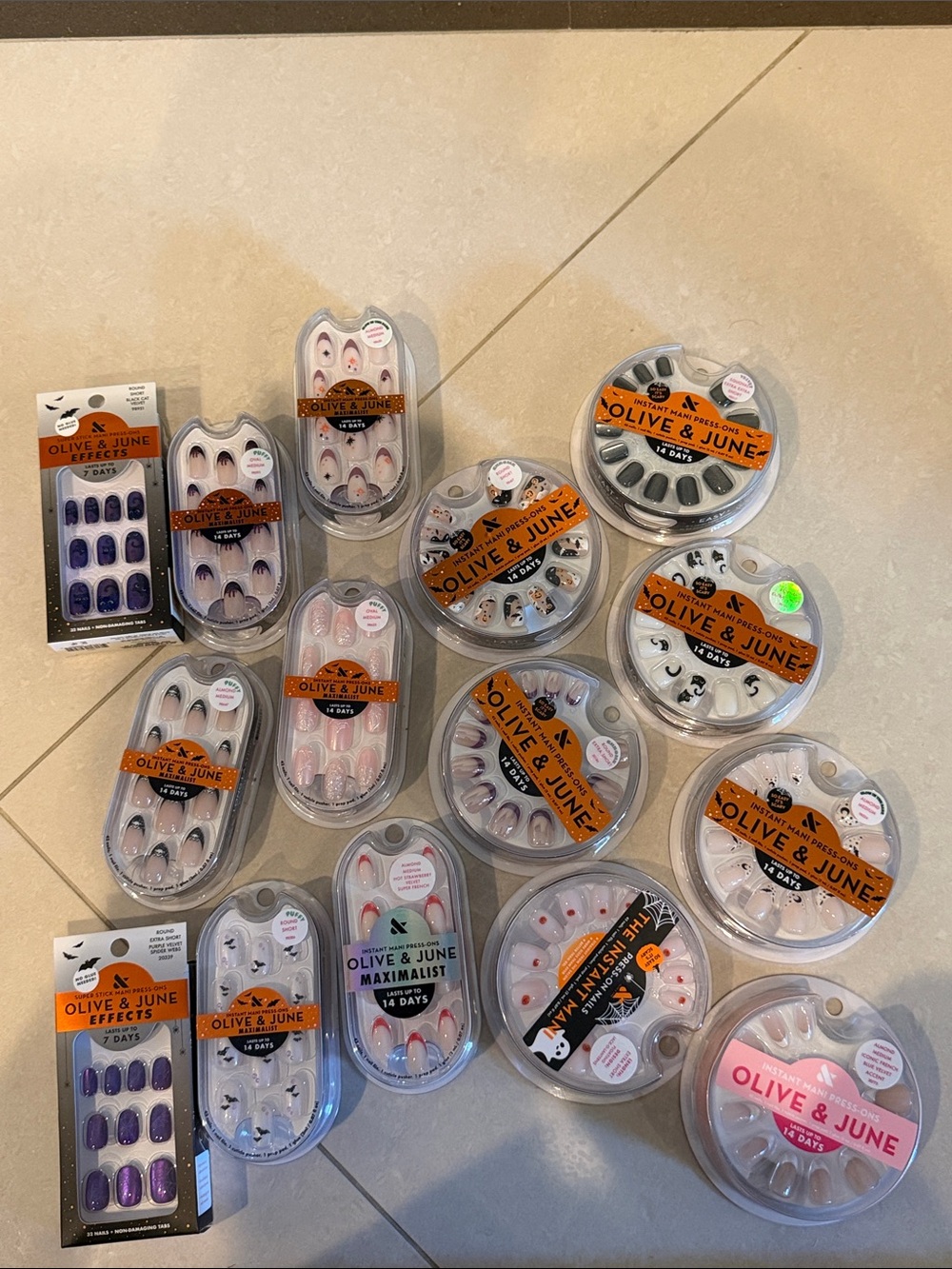 Assorted Press-On Nails - Multicolor Pack